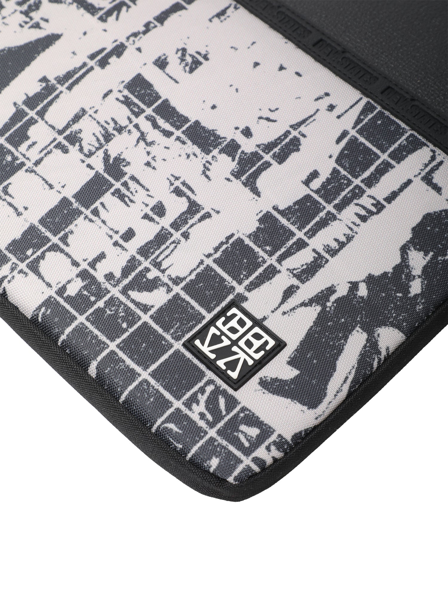 Product image by Kixbox