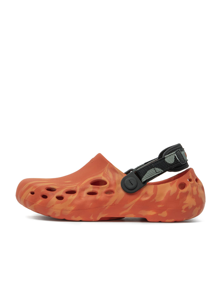 MARBLE CLOGS