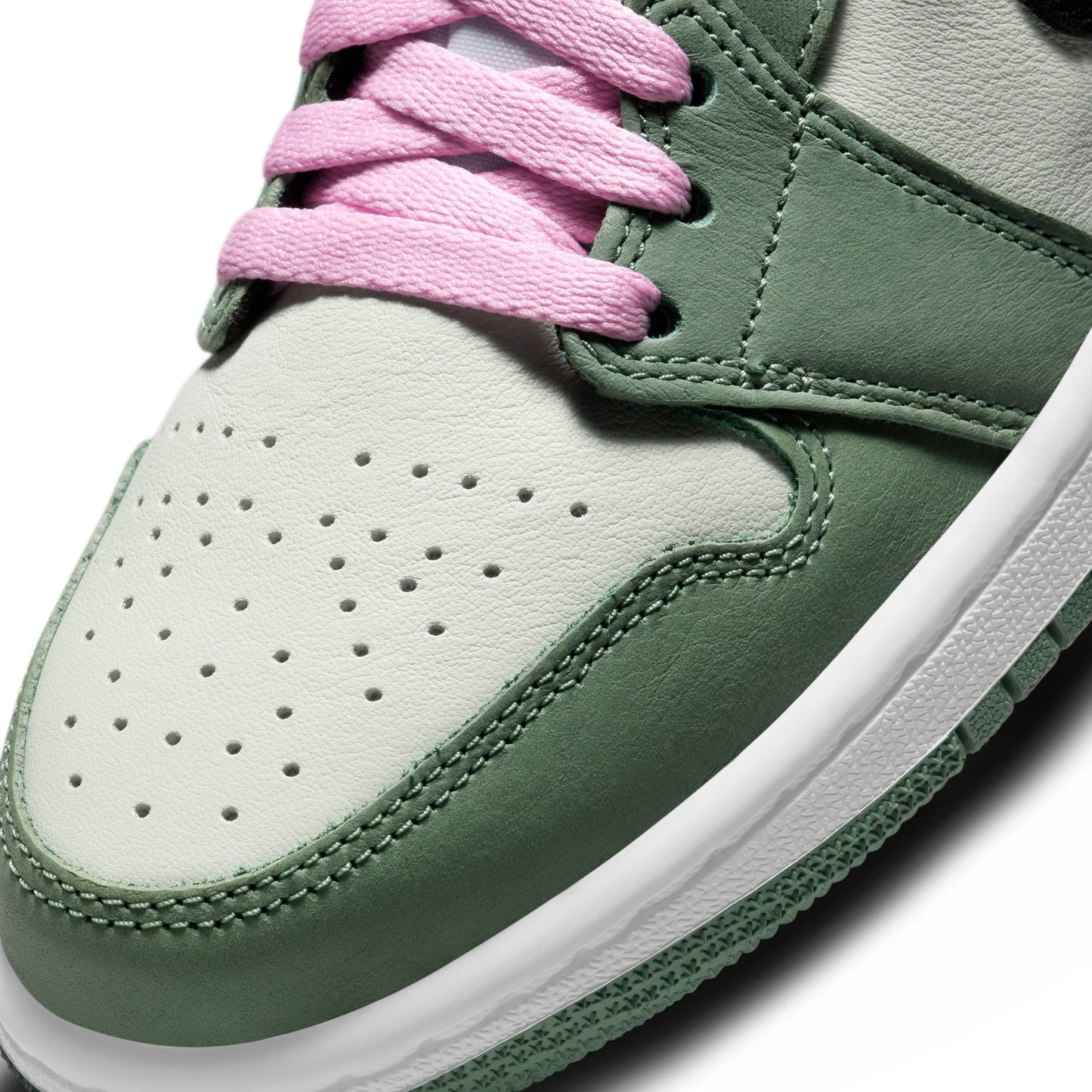 Air Jordan 1 Mid SE